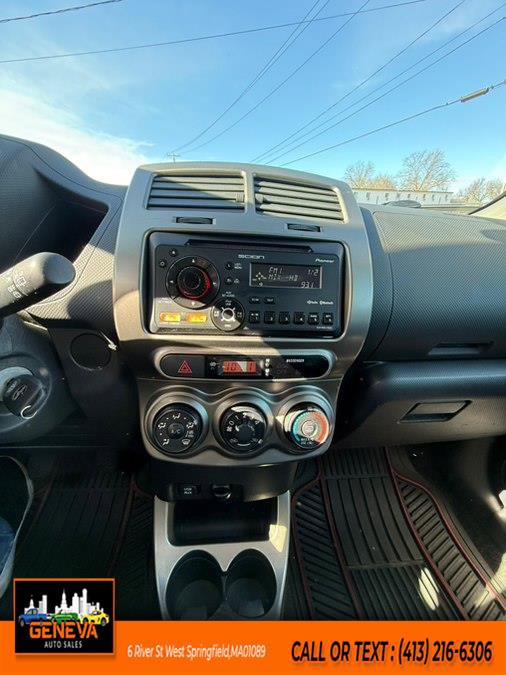 Used 2013 Scion xD image 17