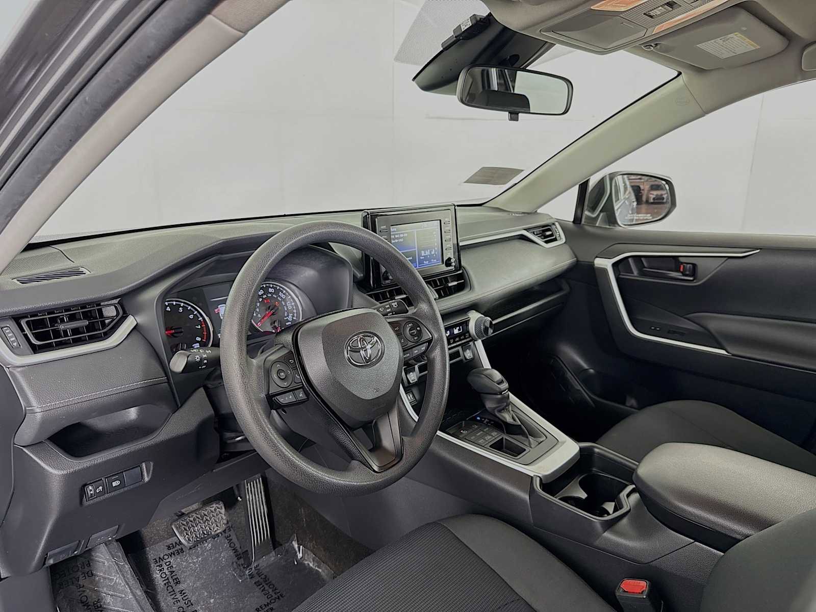 Used 2019 Toyota RAV4 LE w/ Carpet Mat Package image 8