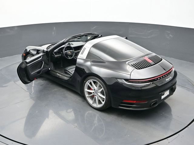 Certified 2021 Porsche 911 Targa 4S image 25