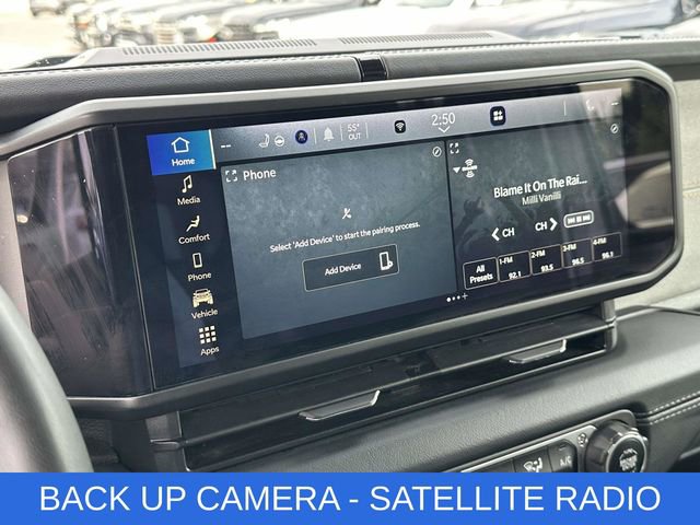 Used 2024 Jeep Wrangler Unlimited Sahara image 3