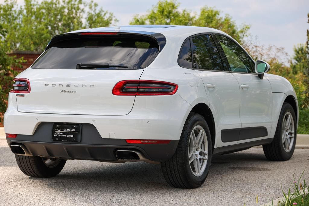 Certified 2017 Porsche Macan AWD/4WD image 20
