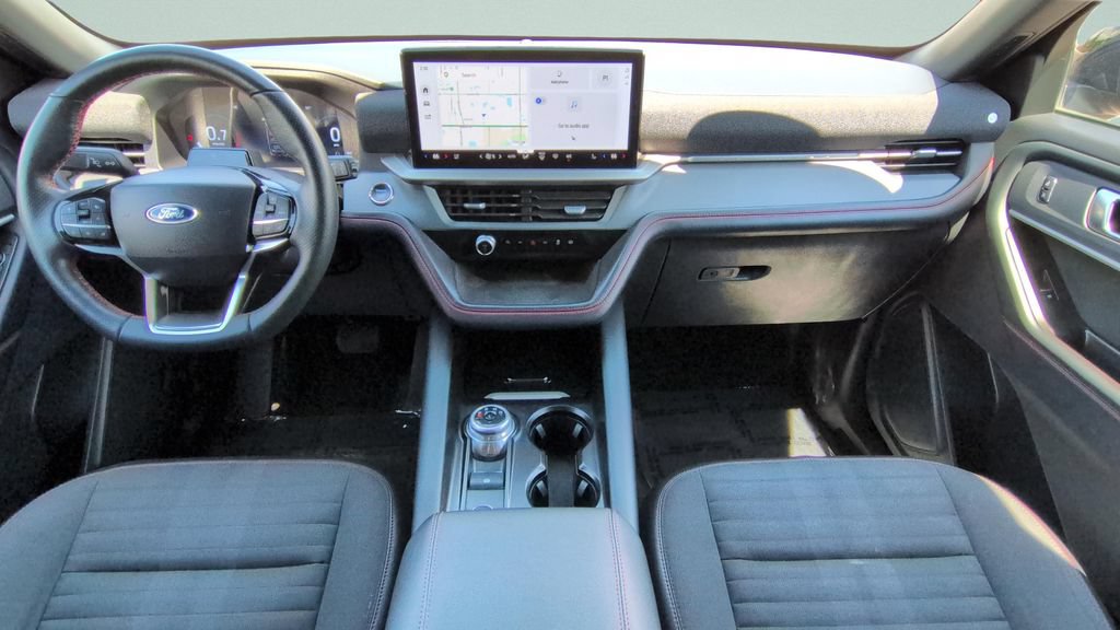 Used 2025 Ford Explorer ST-Line AWD/4WD image 12