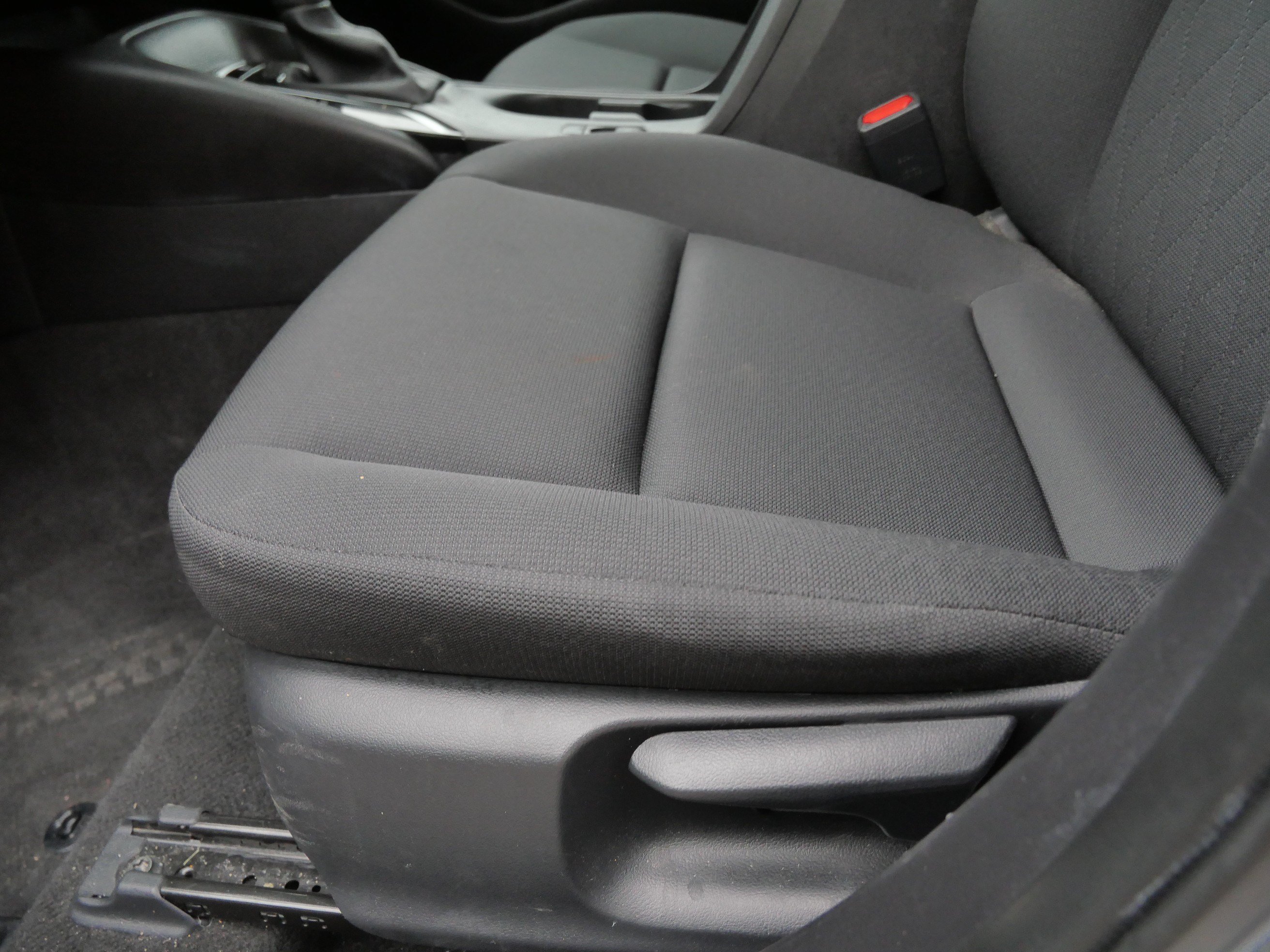 Certified 2025 Toyota Corolla LE FWD image 21