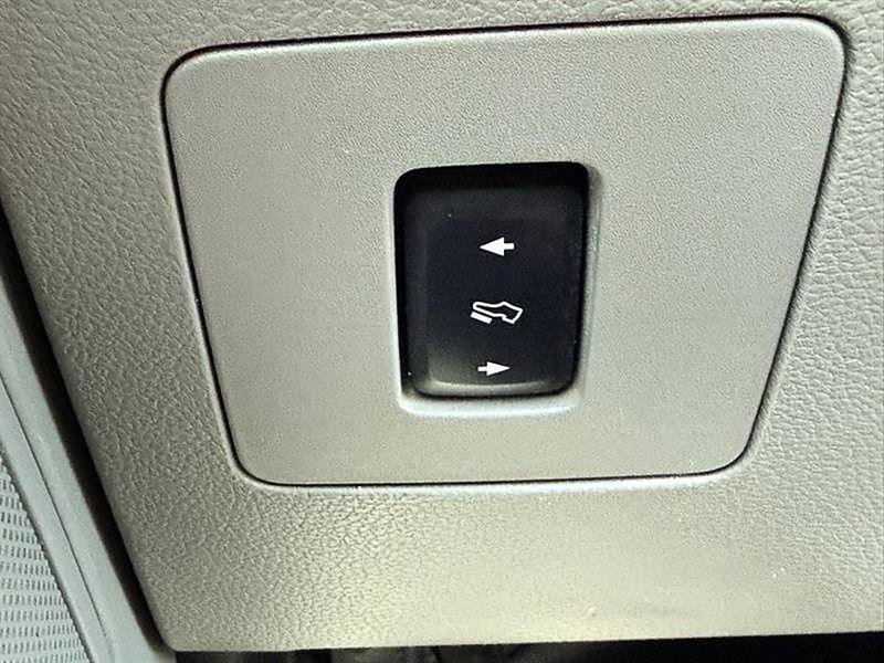 Used 2015 Ford F150 XLT w/ Equipment Group 301A Mid RWD image 42
