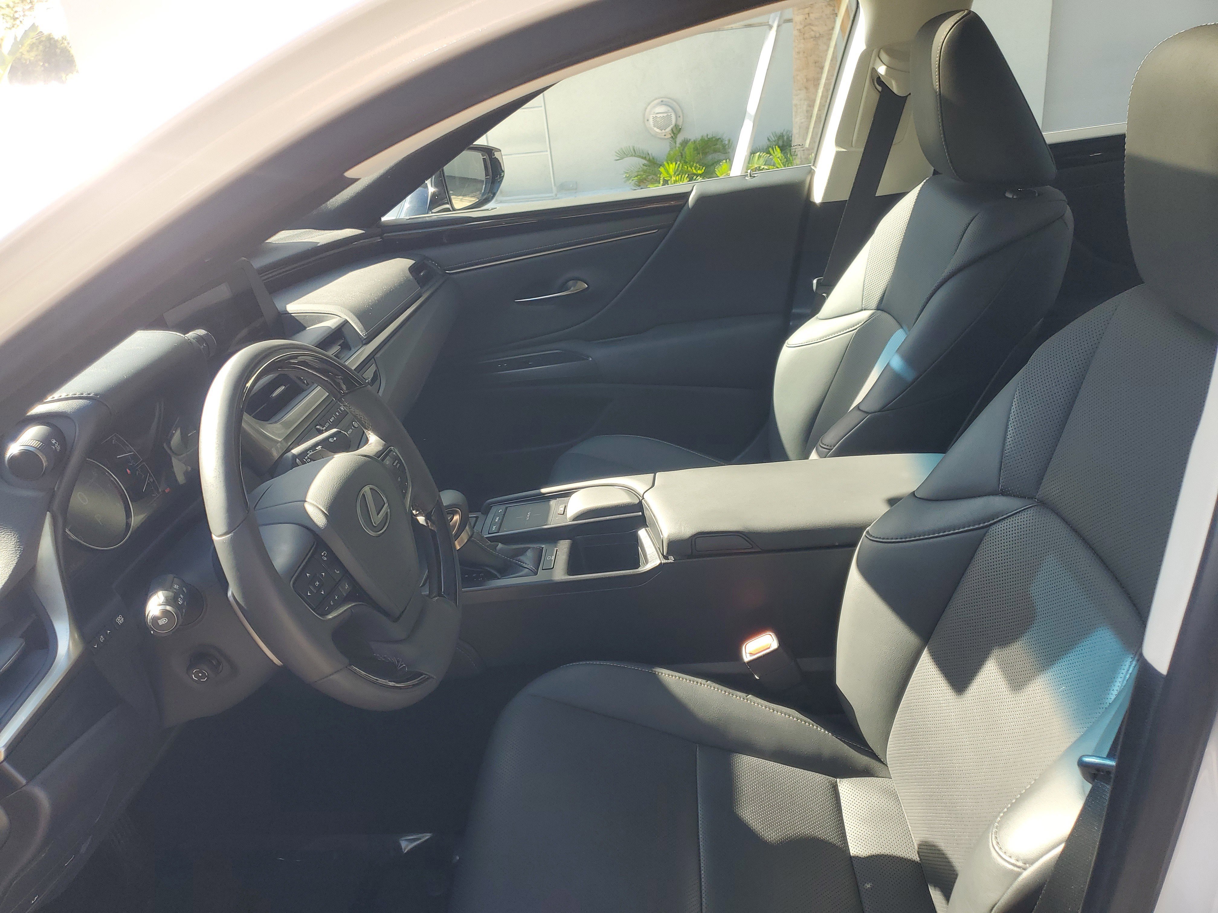 Used 2021 Lexus ES 350 w/ Premium Package image 15