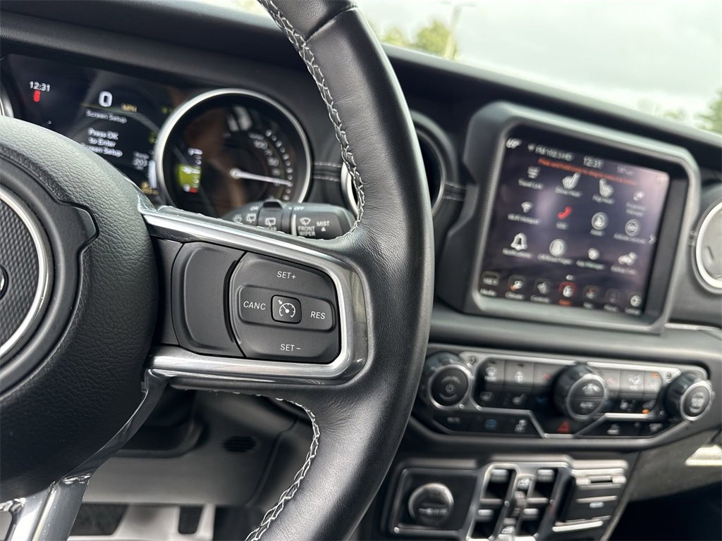 Used 2022 Jeep Wrangler Unlimited Sahara w/ Cold Weather Group image 16