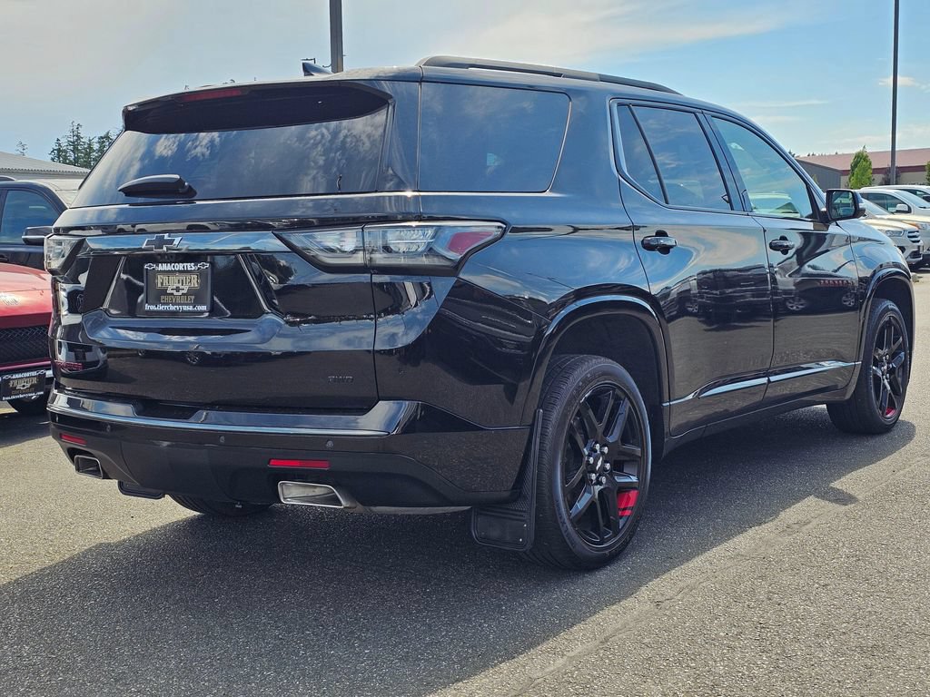 Used 2021 Chevrolet Traverse Premier w/ Redline Edition AWD/4WD image 3