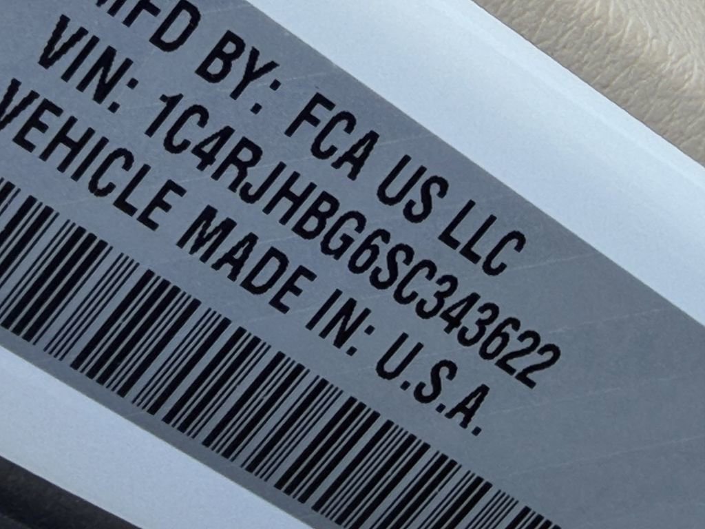 New 2025 Jeep Grand Cherokee Limited w/ Luxury Tech Group II image 22