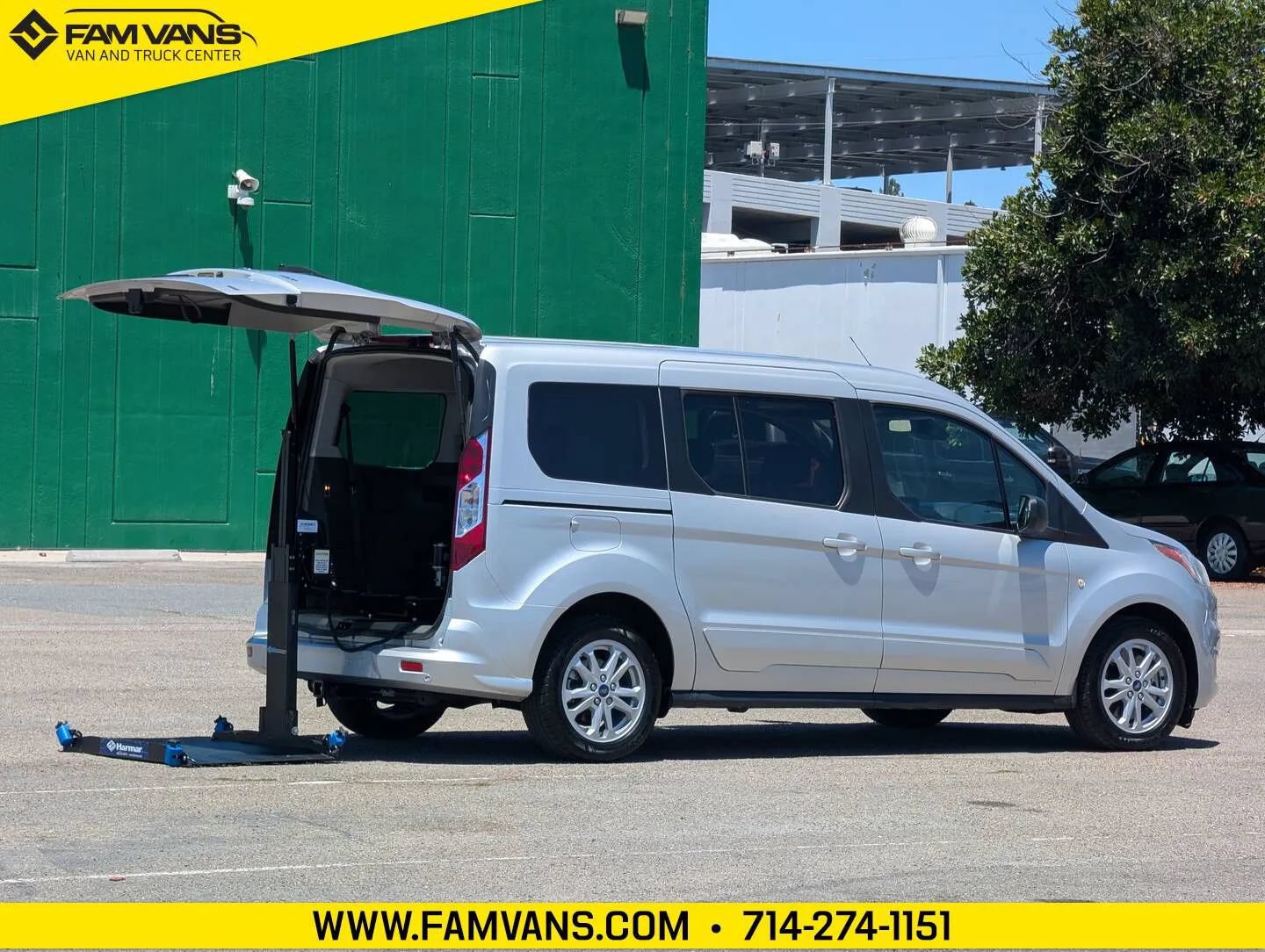 Used 2020 Ford Transit Connect XLT FWD image 9