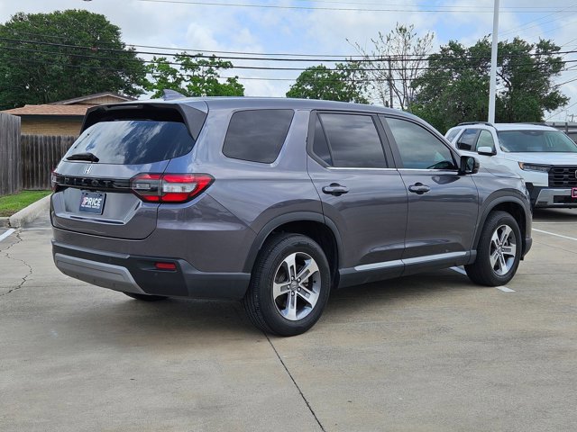 Used 2025 Honda Pilot EX-L image 5