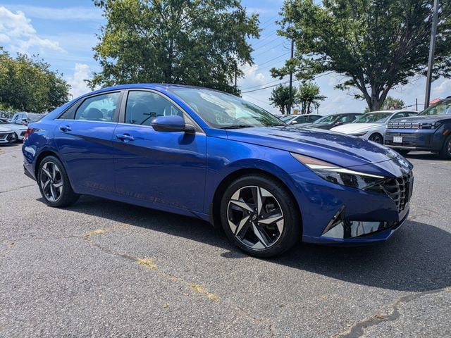Certified 2023 Hyundai Elantra Limited FWD image 2
