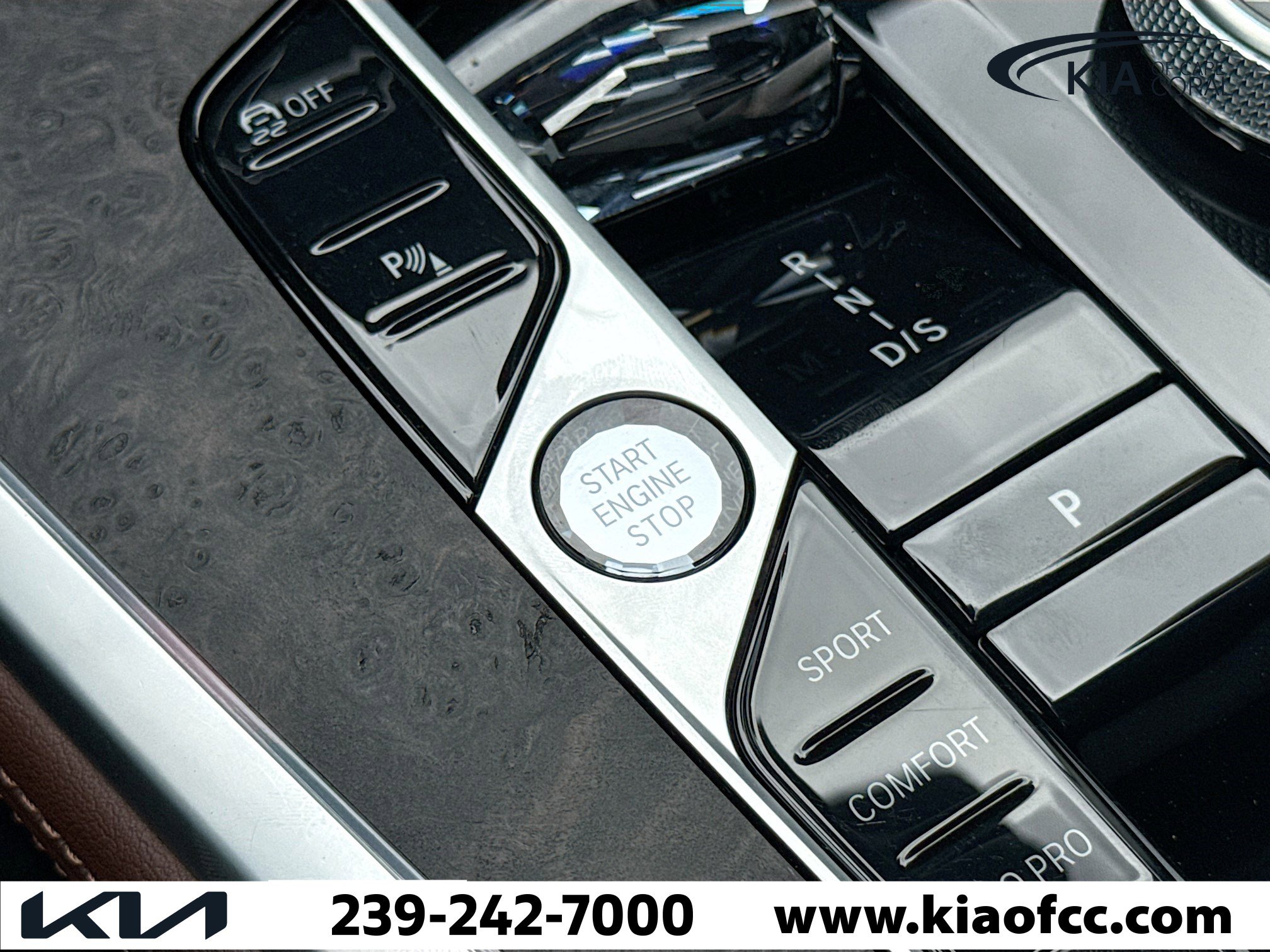 Used 2023 BMW X7 xDrive40i w/ Executive Package image 39