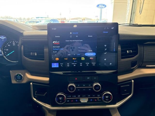 Used 2022 Ford Expedition Limited image 31