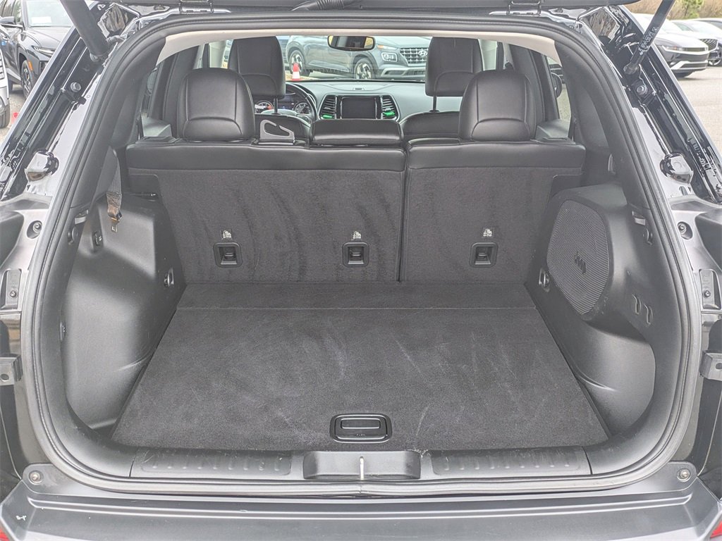 Used 2019 Jeep Cherokee Limited image 6