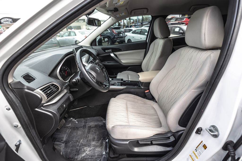 Used 2019 Mitsubishi Eclipse Cross SE AWD/4WD image 14