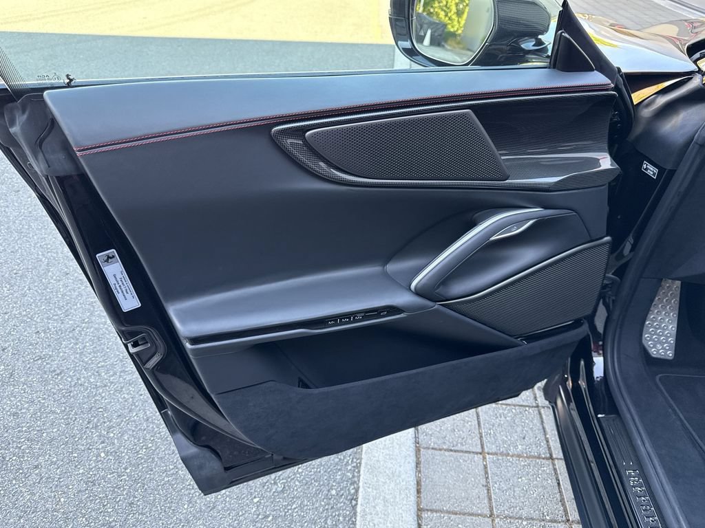 Certified 2024 Ferrari Purosangue AWD/4WD image 28