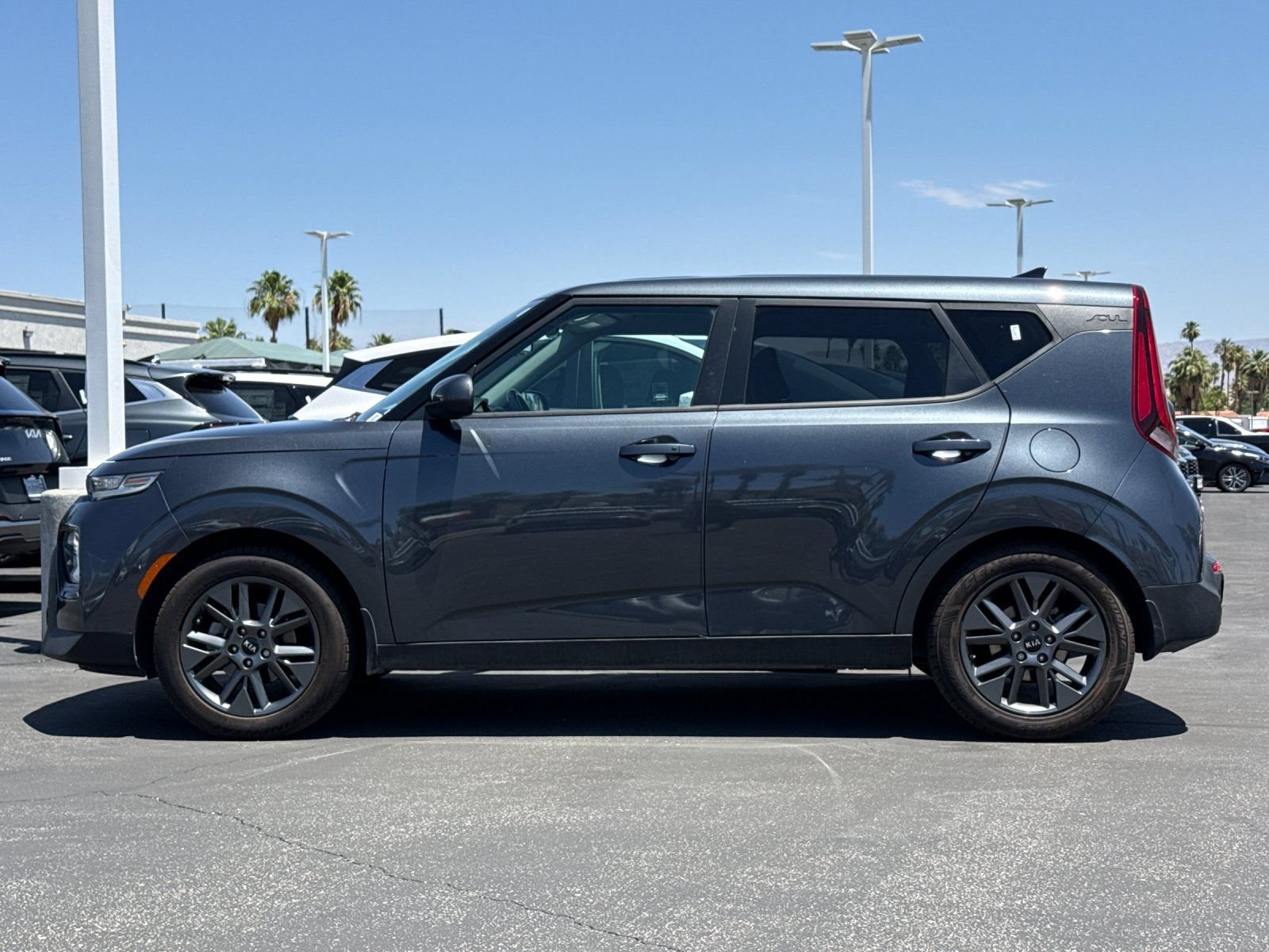 Used 2020 Kia Soul EX FWD image 7