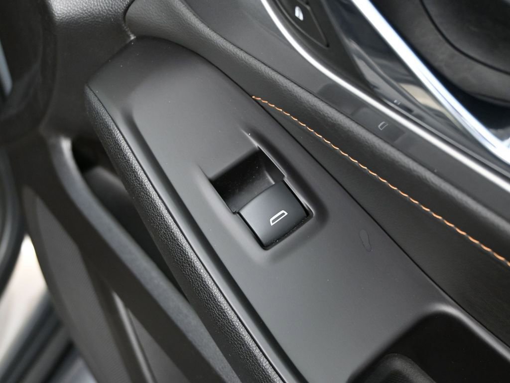 Used 2019 Chevrolet Traverse LT image 49