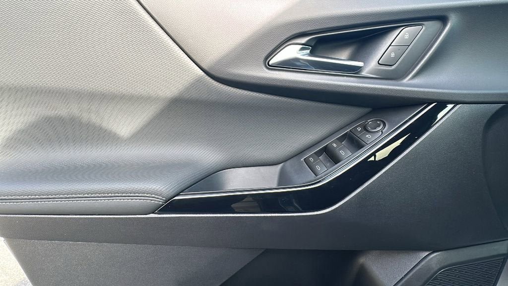 New 2026 Chevrolet Equinox LT image 15