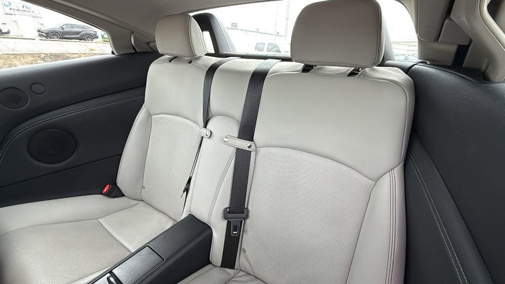 Used 2011 Lexus IS 250C w/ Luxury Pkg RWD image 15