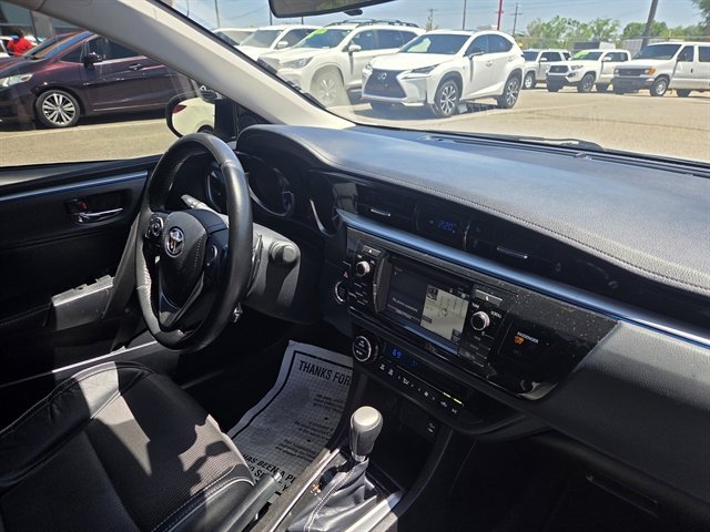 Used 2015 Toyota Corolla S w/ Driver Convenience Package FWD image 5