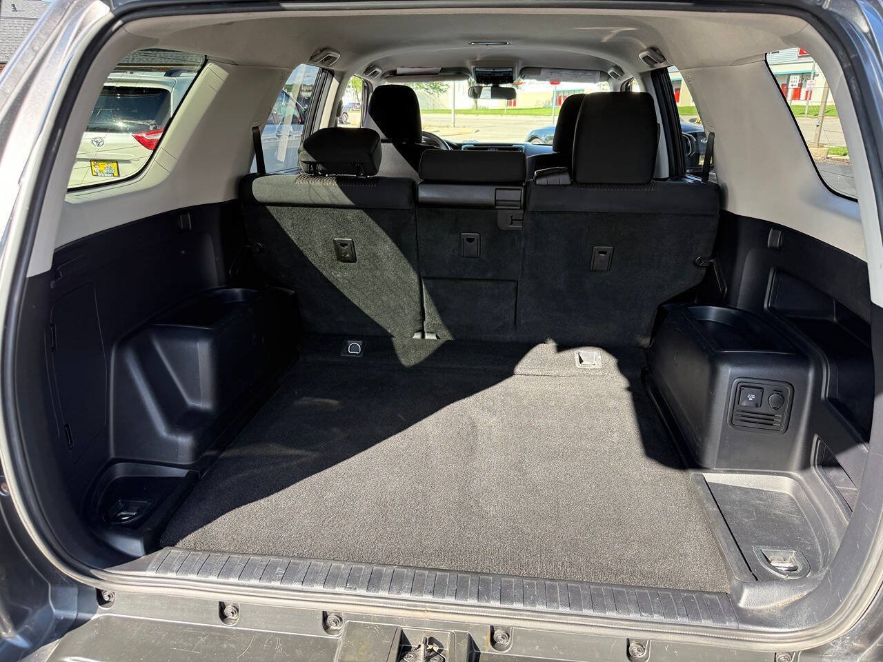 Used 2014 Toyota 4Runner Trail AWD/4WD image 79