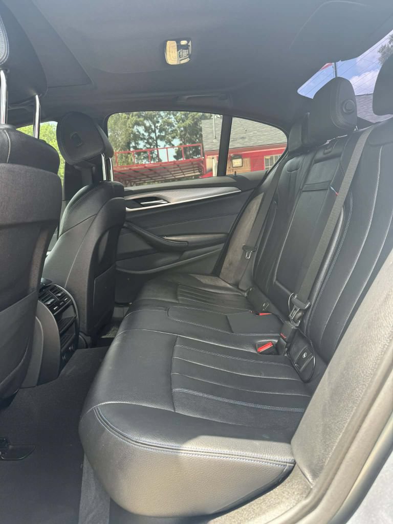 Used 2019 BMW 540i w/ M Sport Package RWD image 13