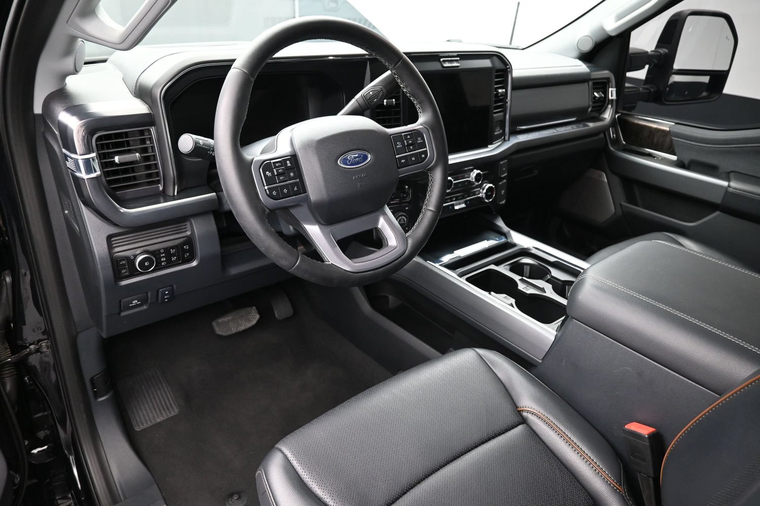 Used 2025 Ford F250 Lariat w/ Lariat Ultimate Package AWD/4WD image 22