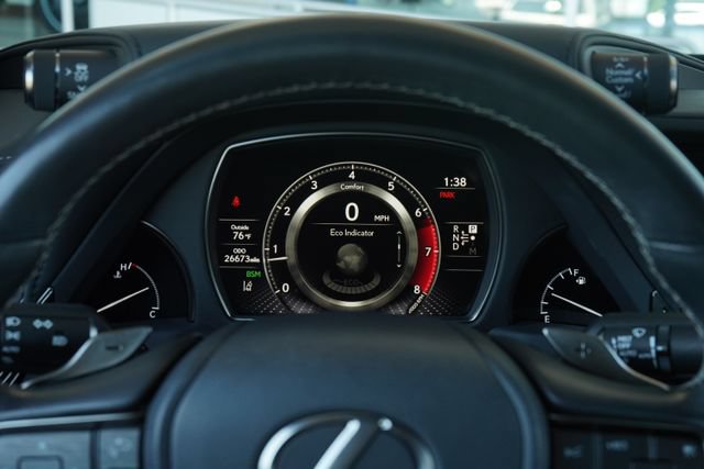 Used 2020 Lexus LS 500 w/ Accessory Package (Z2) RWD image 18
