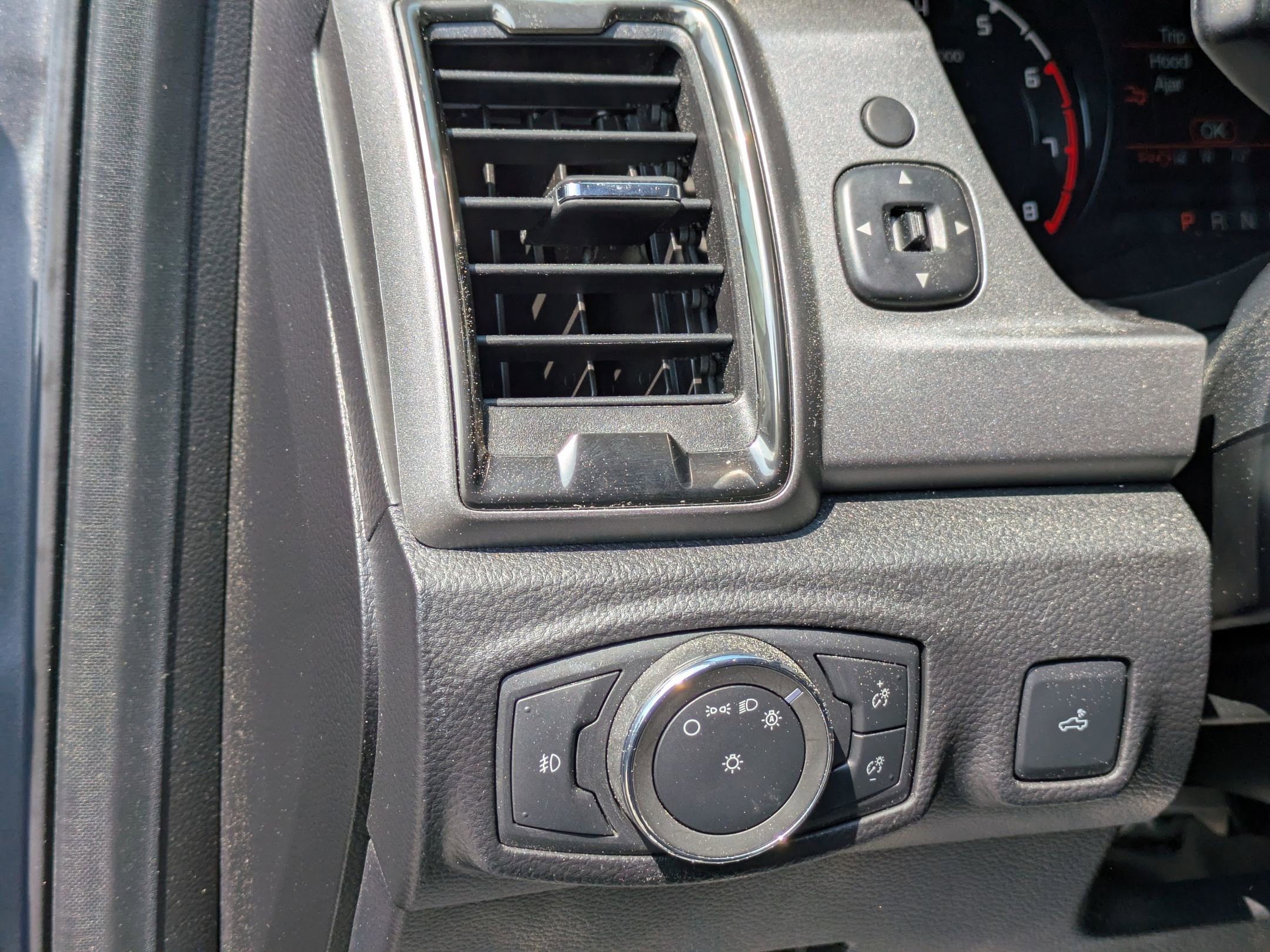 Certified 2021 Ford Ranger XLT w/ Equipment Group 301A Mid image 13