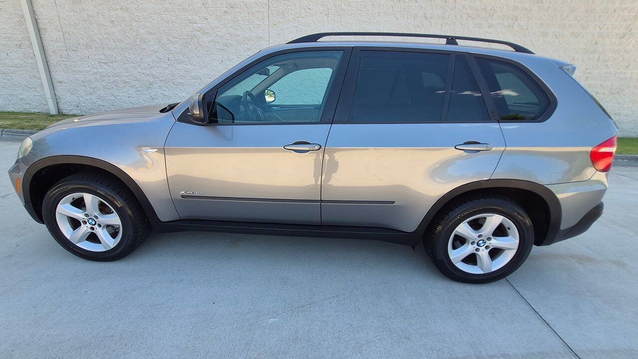 Used 2009 BMW X5 xDrive30i w/ Premium Pkg AWD/4WD image 4