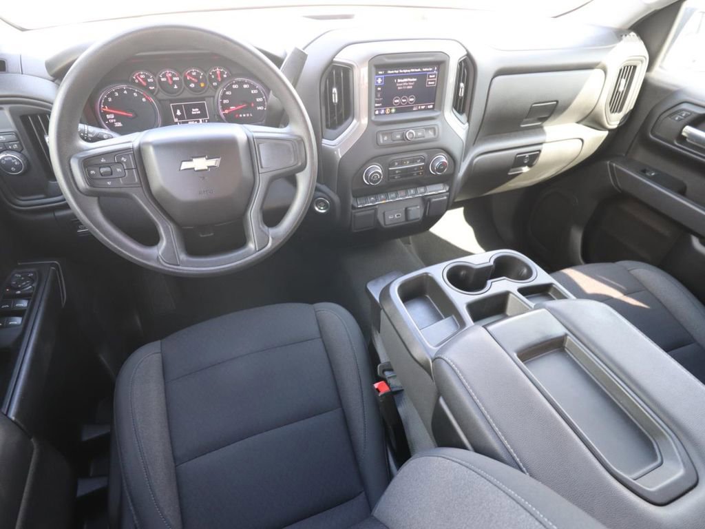 Used 2022 Chevrolet Silverado 1500 Custom image 6