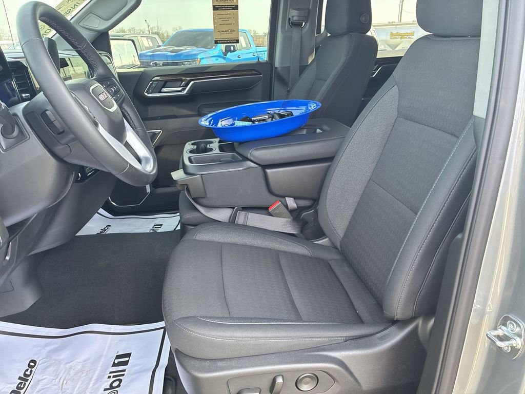 Used 2026 GMC Sierra 1500 Elevation image 11