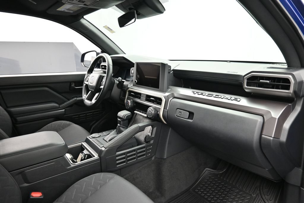 Used 2025 Toyota Tacoma SR5 RWD image 34