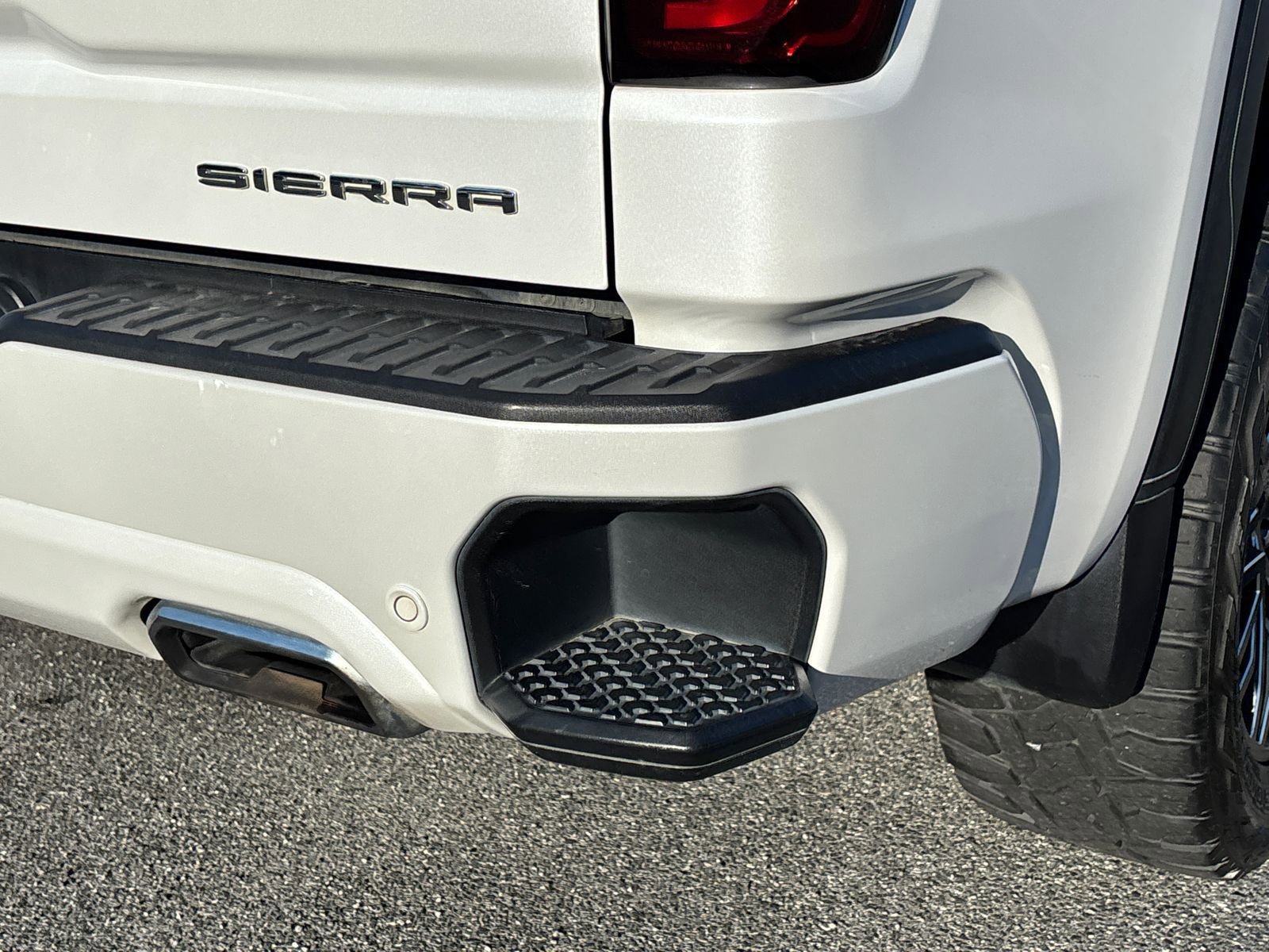 Used 2022 GMC Sierra 1500 Denali Ultimate image 42