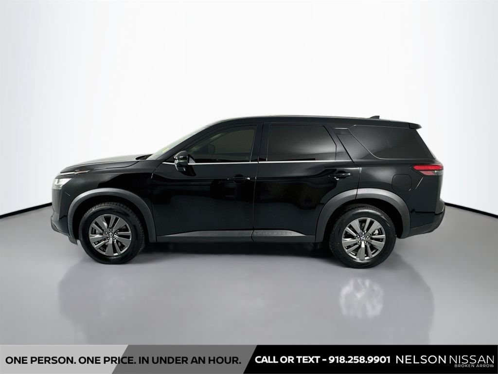 Used 2022 Nissan Pathfinder S FWD image 8