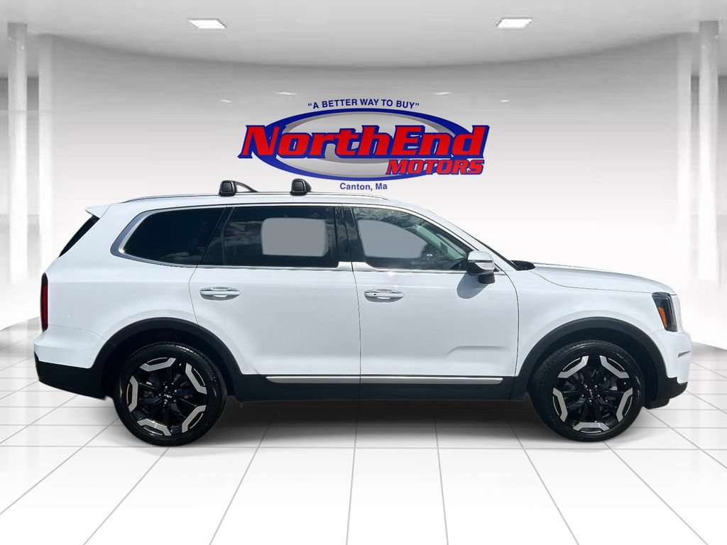 Used 2025 Kia Telluride S AWD/4WD image 2
