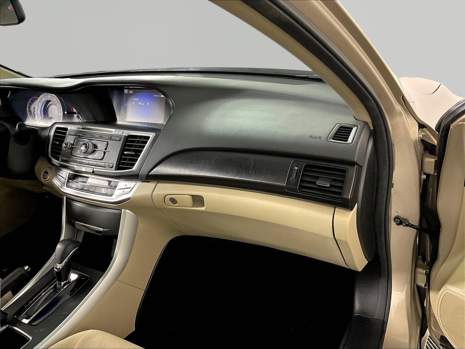 Used 2013 Honda Accord EX image 26