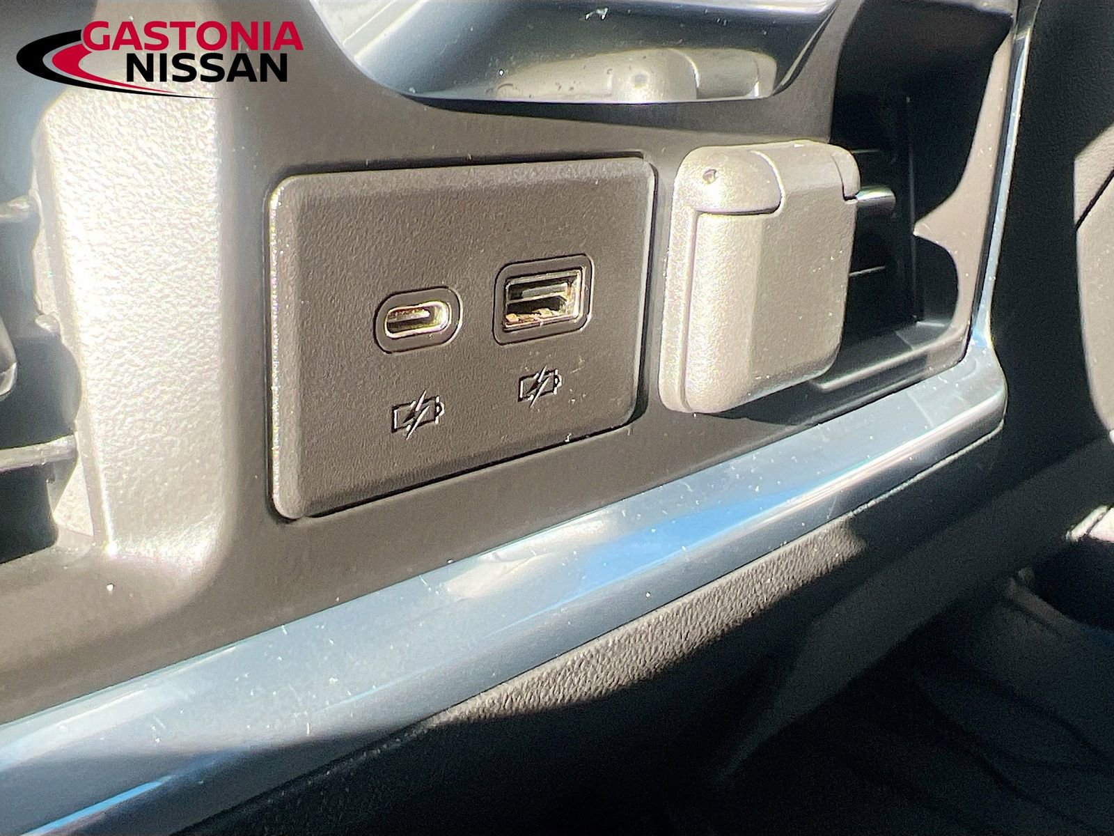 Used 2019 Chevrolet Silverado 1500 LTZ w/ LTZ Premium Package image 34