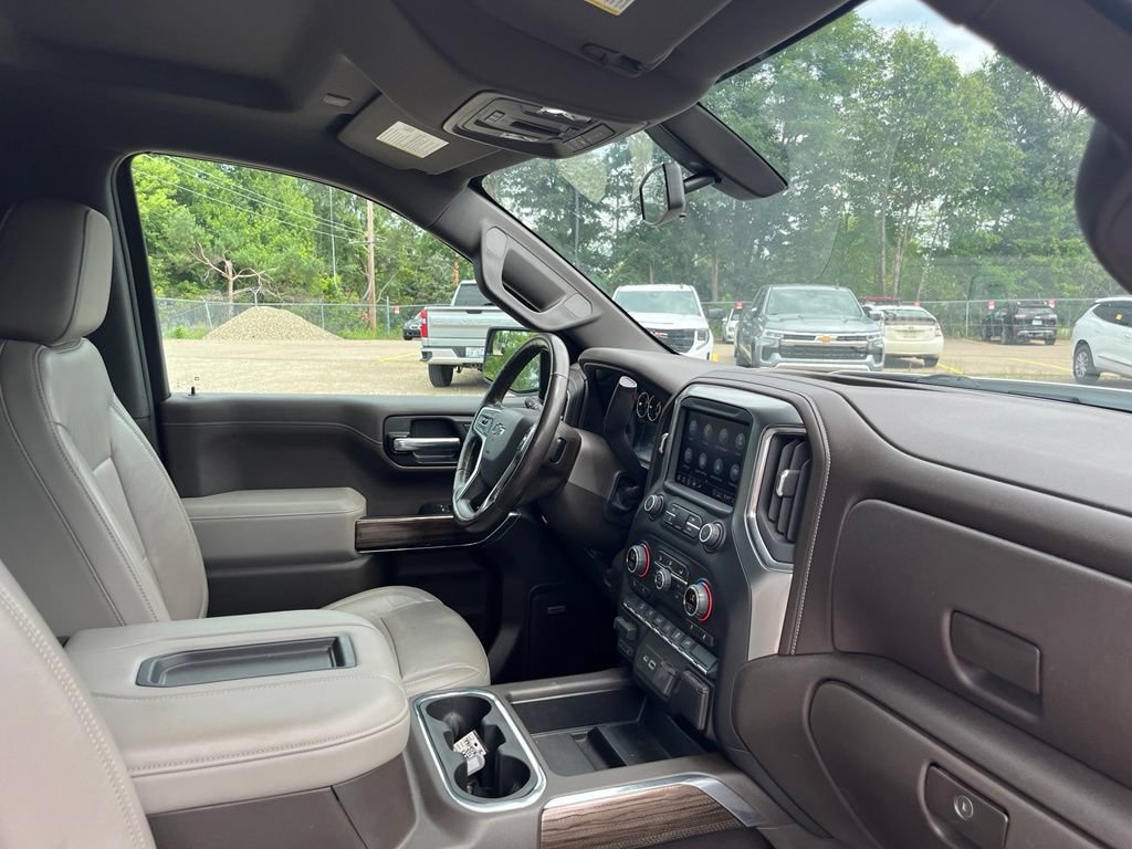 Used 2020 Chevrolet Silverado 1500 LT Trail Boss AWD/4WD image 38