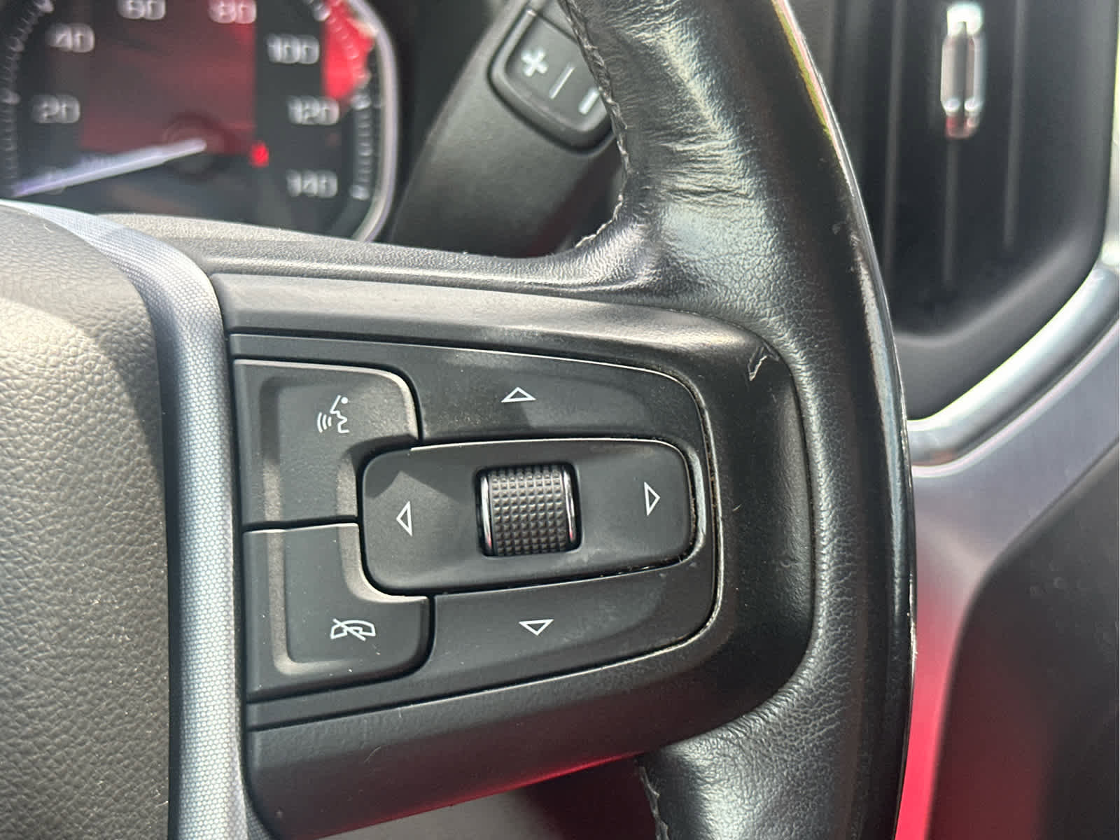 Used 2019 GMC Sierra 1500 SLT w/ SLT Premium Plus Package image 33