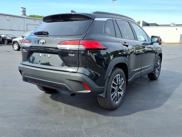 Used 2026 Toyota Corolla Cross XLE FWD image 5