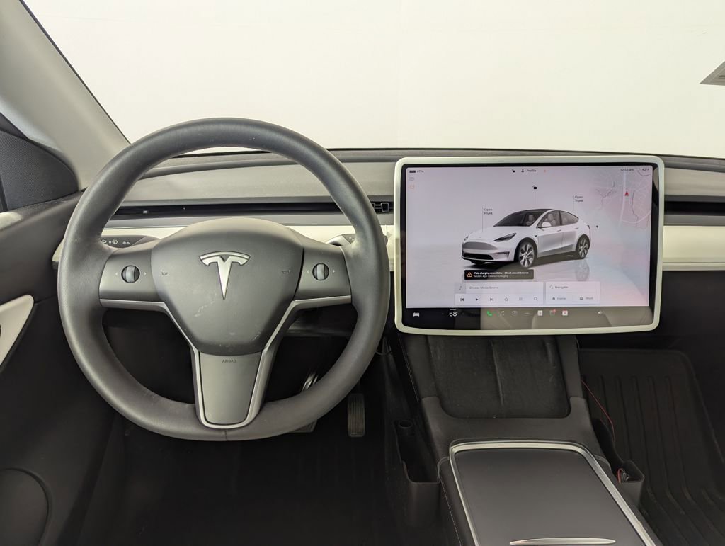 Used 2022 Tesla Model Y Long Range image 6