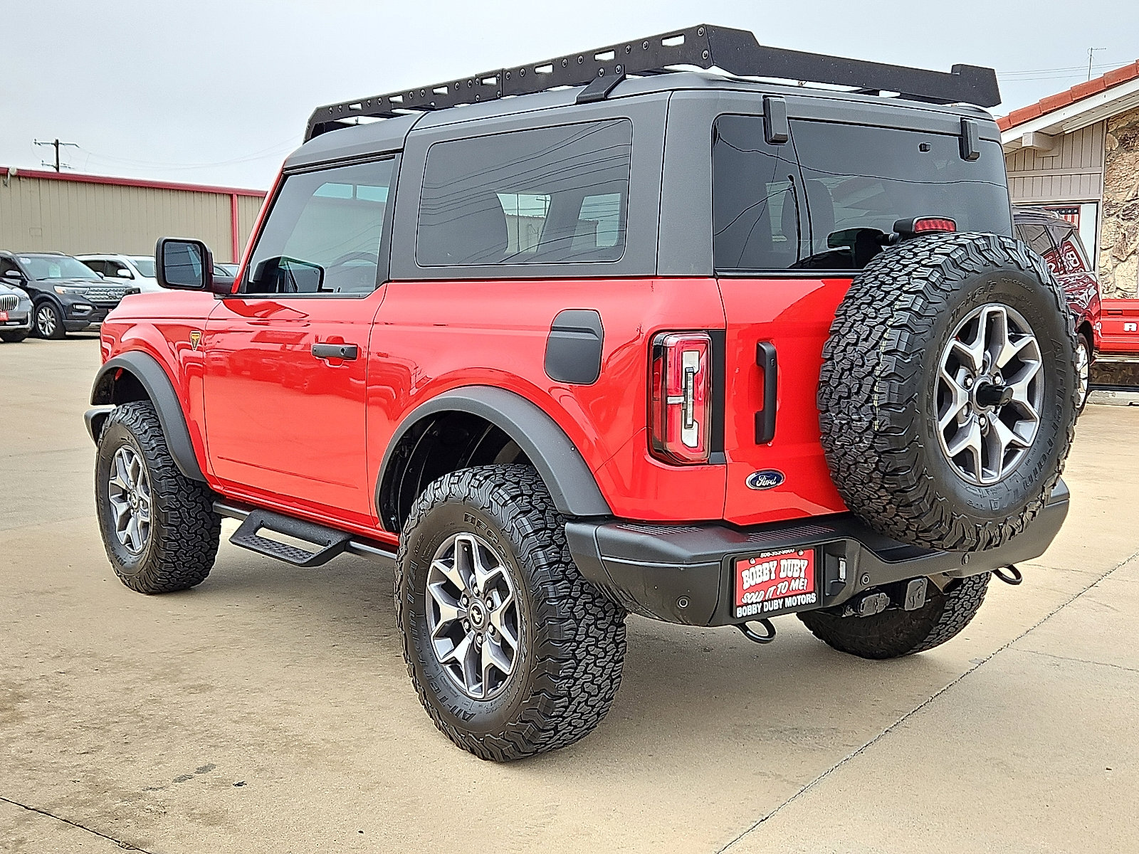 Used 2023 Ford Bronco Badlands image 2