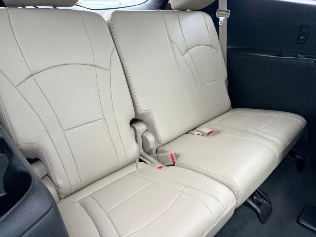 Used 2019 Buick Enclave Premium w/ Experience Buick Package AWD/4WD image 30