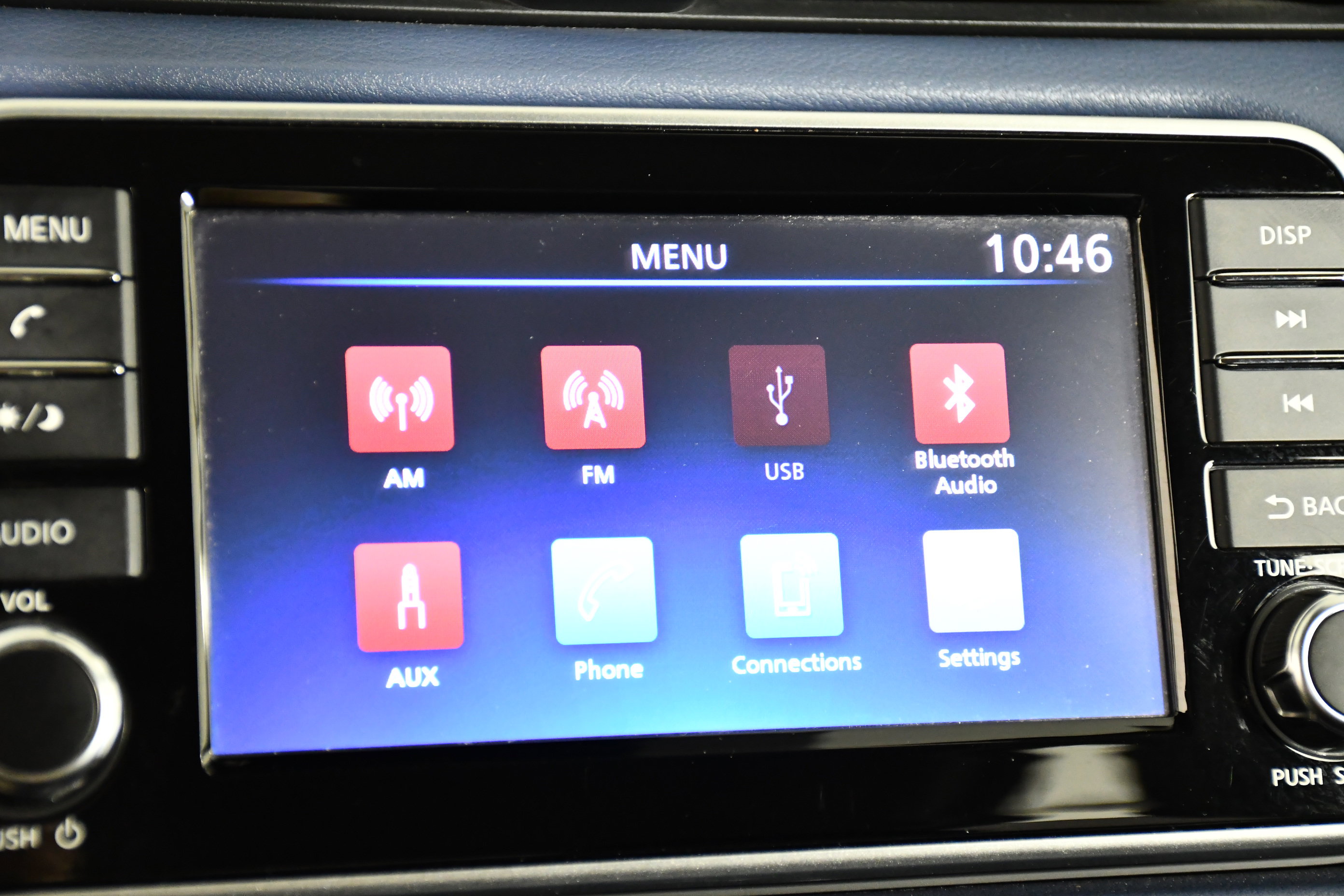 Used 2025 Nissan Versa SV FWD image 26