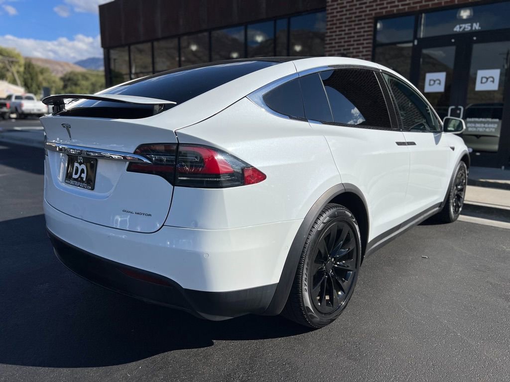 Used 2021 Tesla Model X Long Range image 27