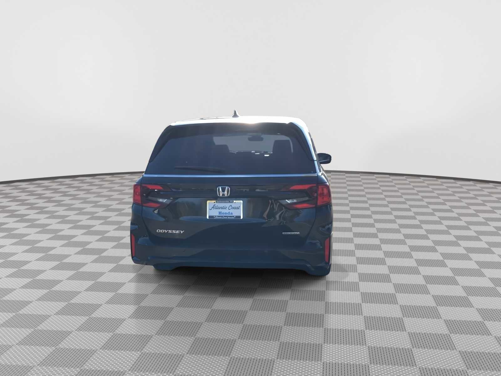 New 2026 Honda Odyssey Touring image 7