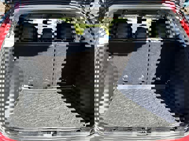 Used 2018 Jeep Compass Limited w/ Navigation Group image 24