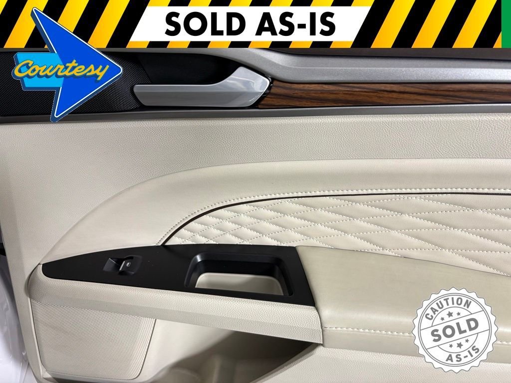 Used 2017 Ford Fusion Platinum AWD/4WD image 15